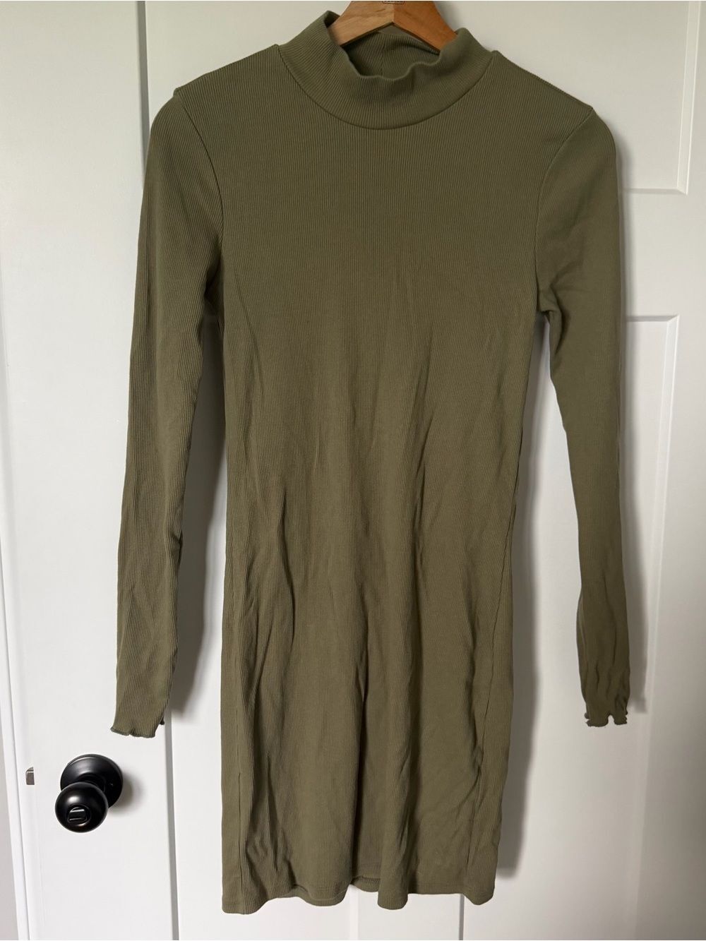 Abercrombie & Fitch Olive Ribbed Mock Neck Dress Long Sleeve Green Medium EUC